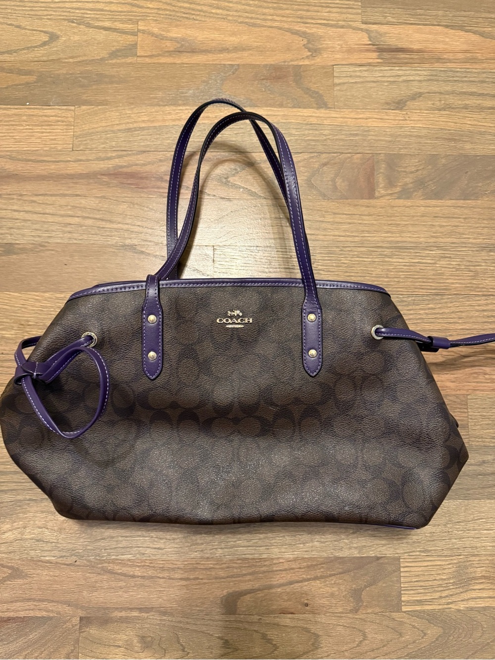 Coach Signature Drawstring Carryall bag with Purple Trim